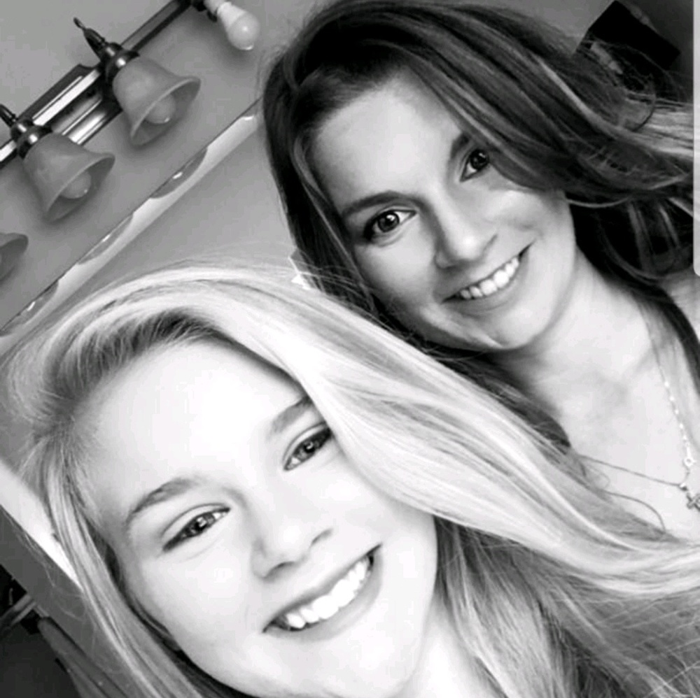 Meet your Posher, Whitney